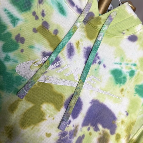 NWT Nike Men Iced Dye Pullover Hoodie Small - Picture 5 of 7